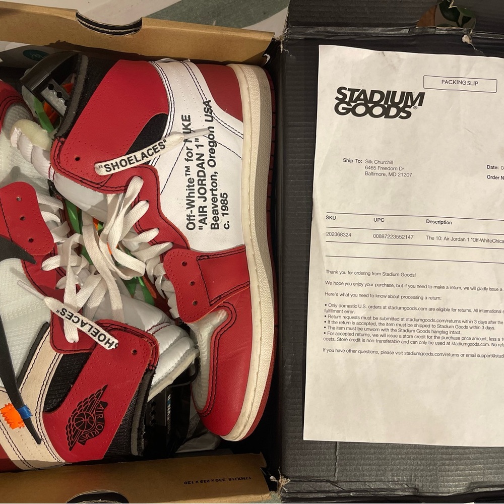 Off white x Air Jordan chicago 1s